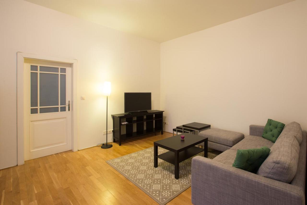 Elegant Apartment With Free Garage In The Center Of Prague Extérieur photo